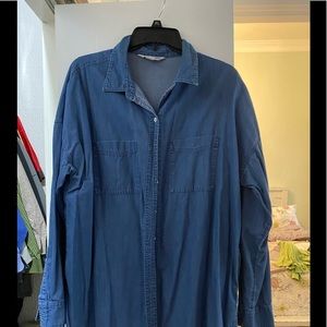 Long sleeve button up denim shirt